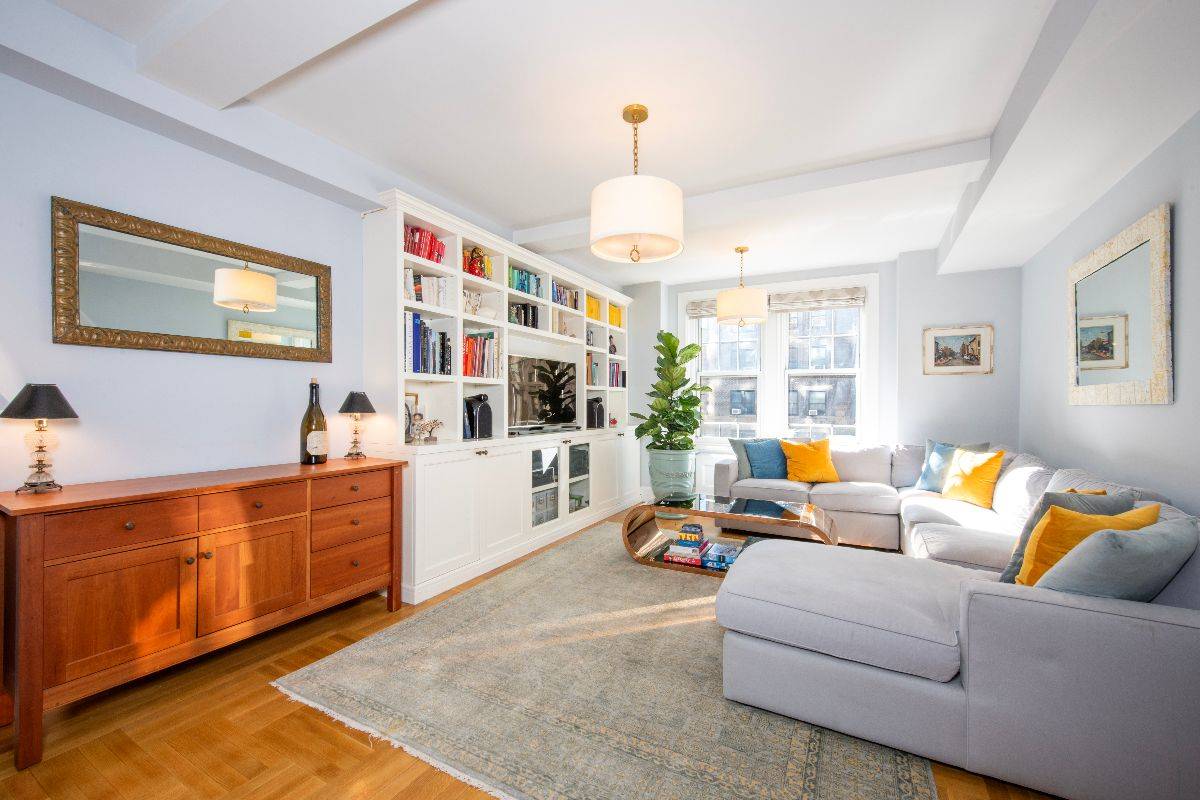 Nice living room in a condo on Zweben Team-Top Upper West Side Realtor-27 West 72nd St #505